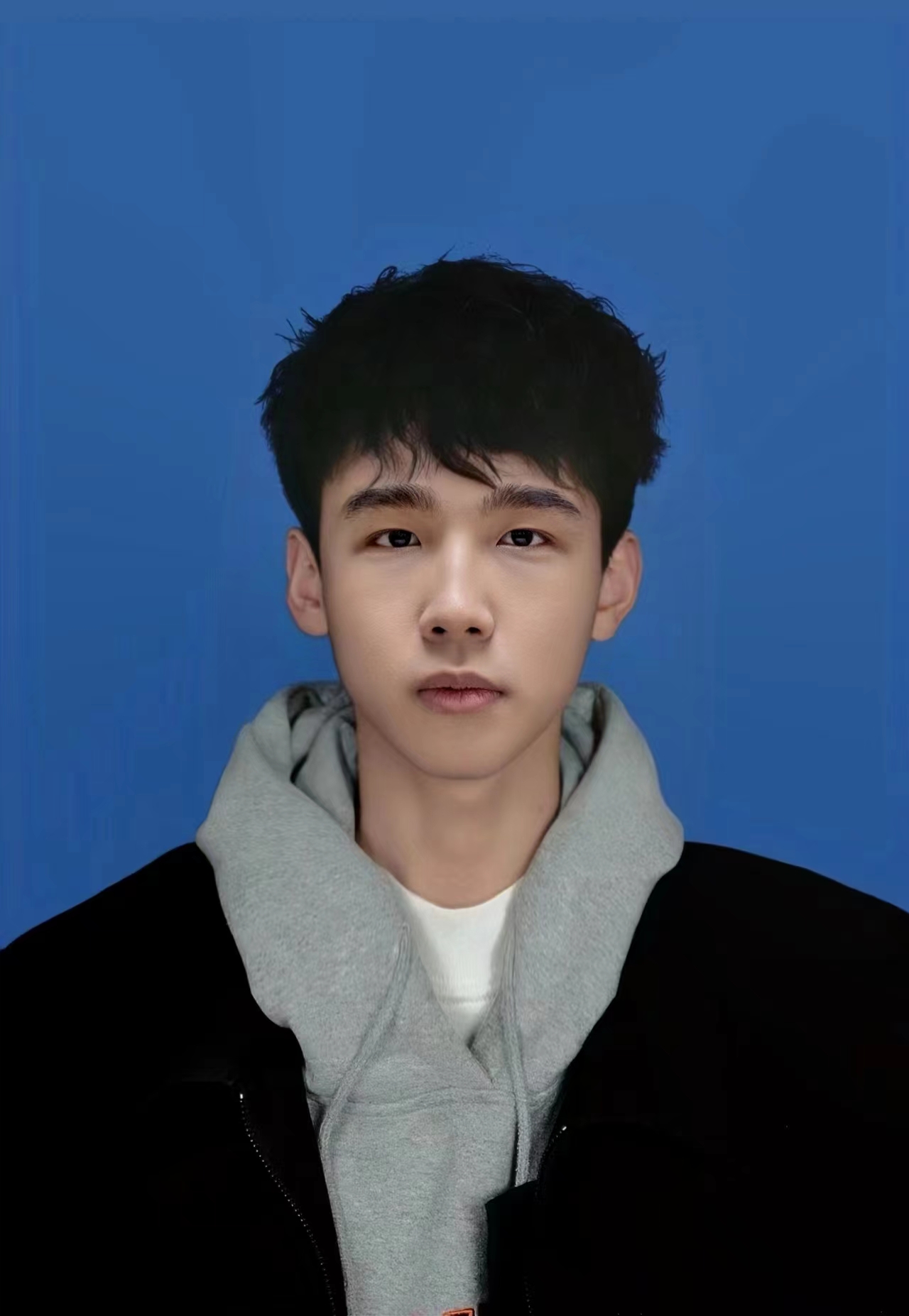 周天易 游戏特效师